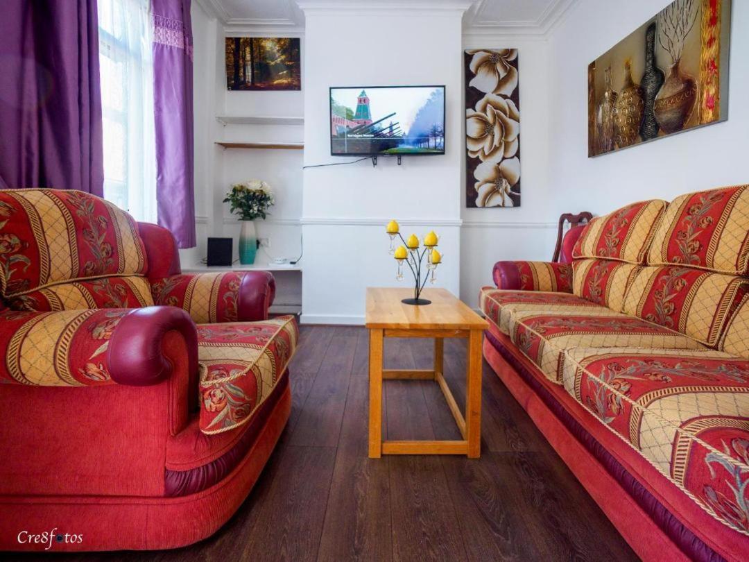 12 Cornwallis Lodge Family Room 1 Stoke-on-Trent Dış mekan fotoğraf
